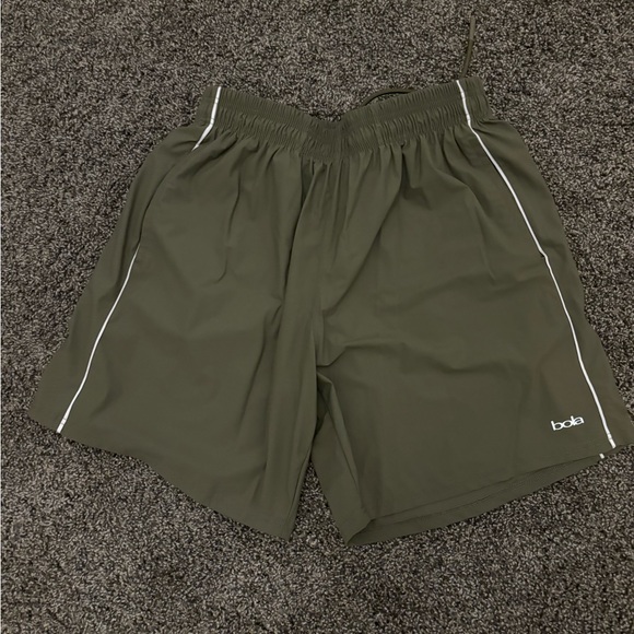 Bola medium shorts.   Olive color - Picture 1 of 2